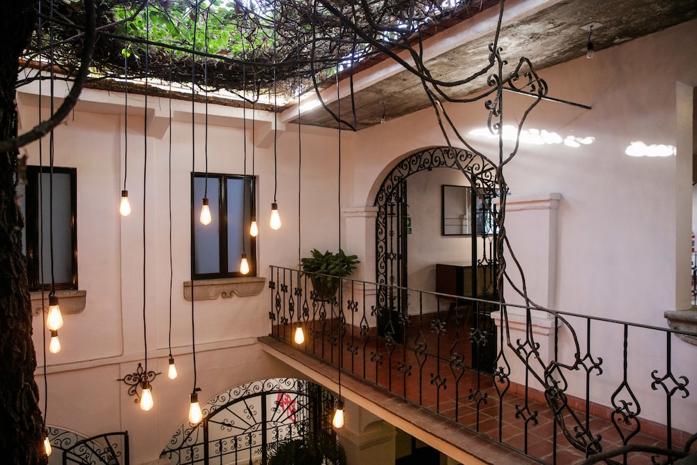 Agrado Guest House 4/56