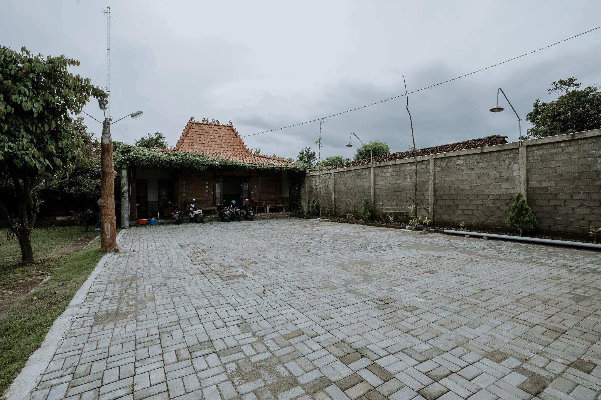 Joglo Ayem Tentrem 21/31