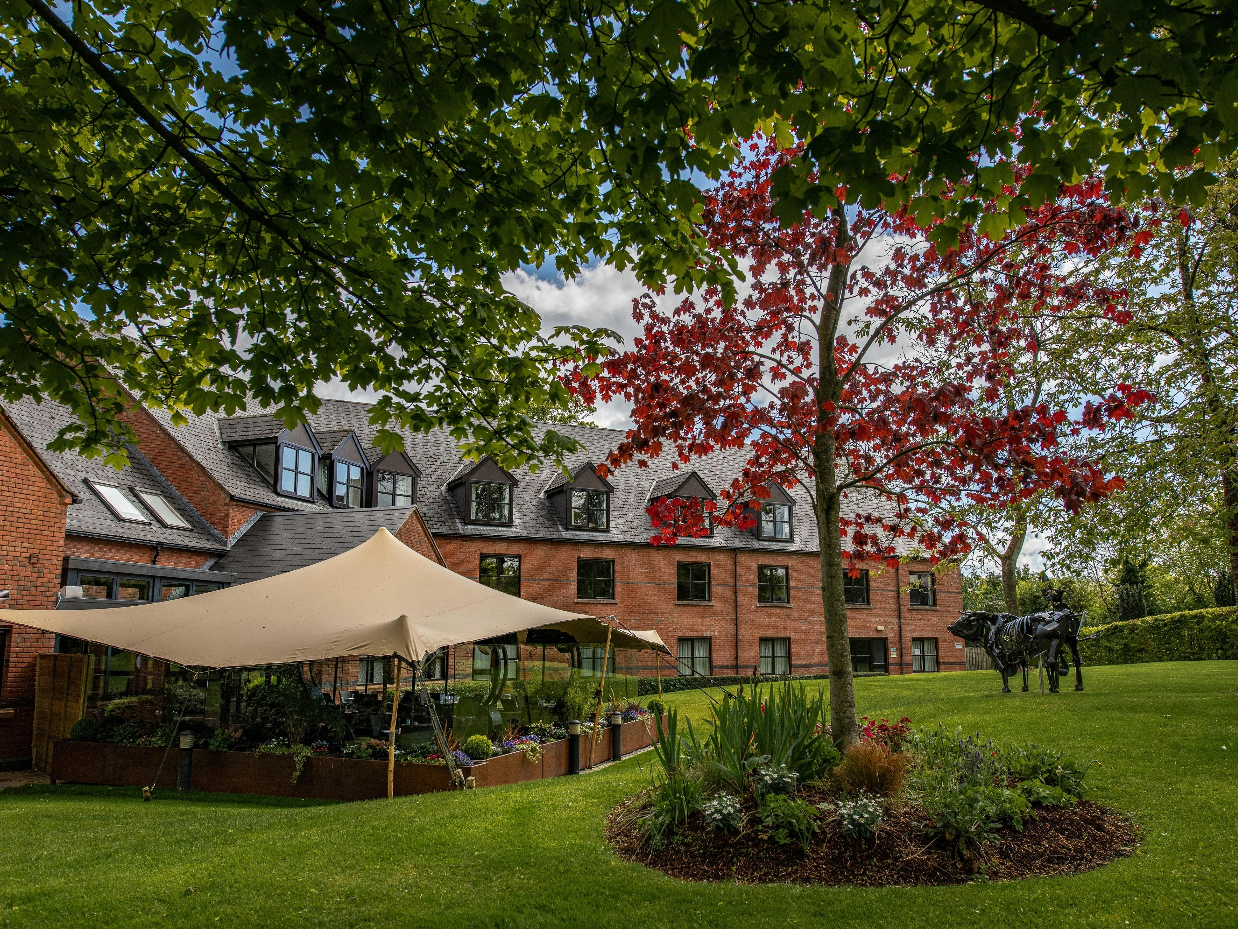 Clandeboye Lodge Hotel 22/25