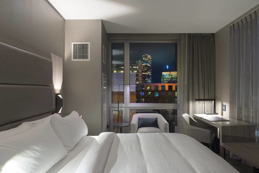 AC Hotel by Marriott Boston Downtown 18/69