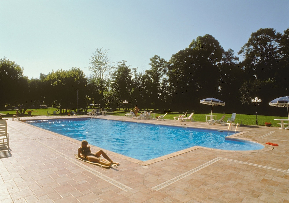 Hotel Villa Luppis 73/77
