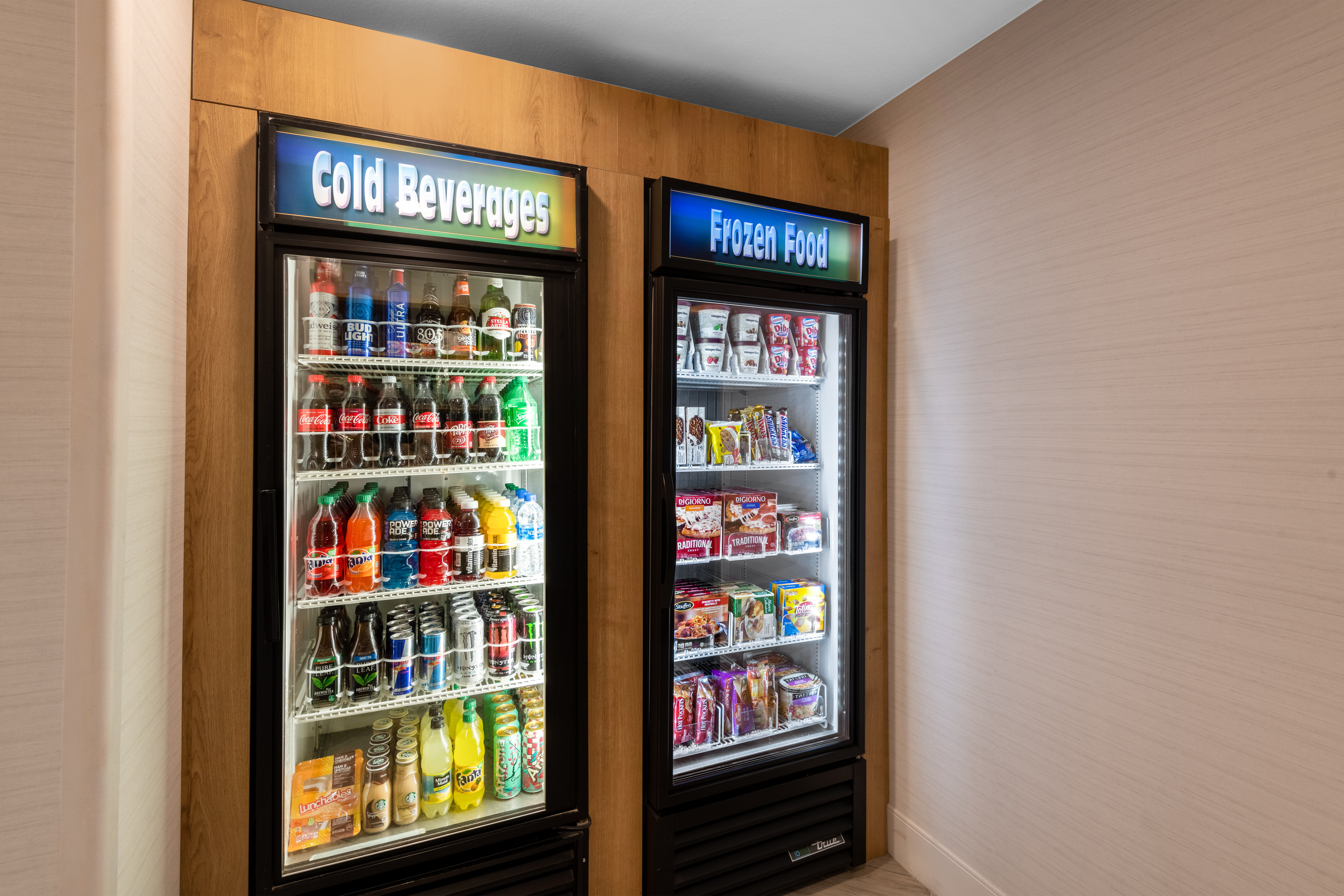 Staybridge Suites Phoenix-Glendale 25/65