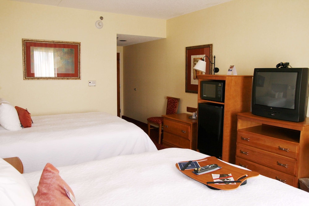 Hampton Inn Suites Louisville 17/46