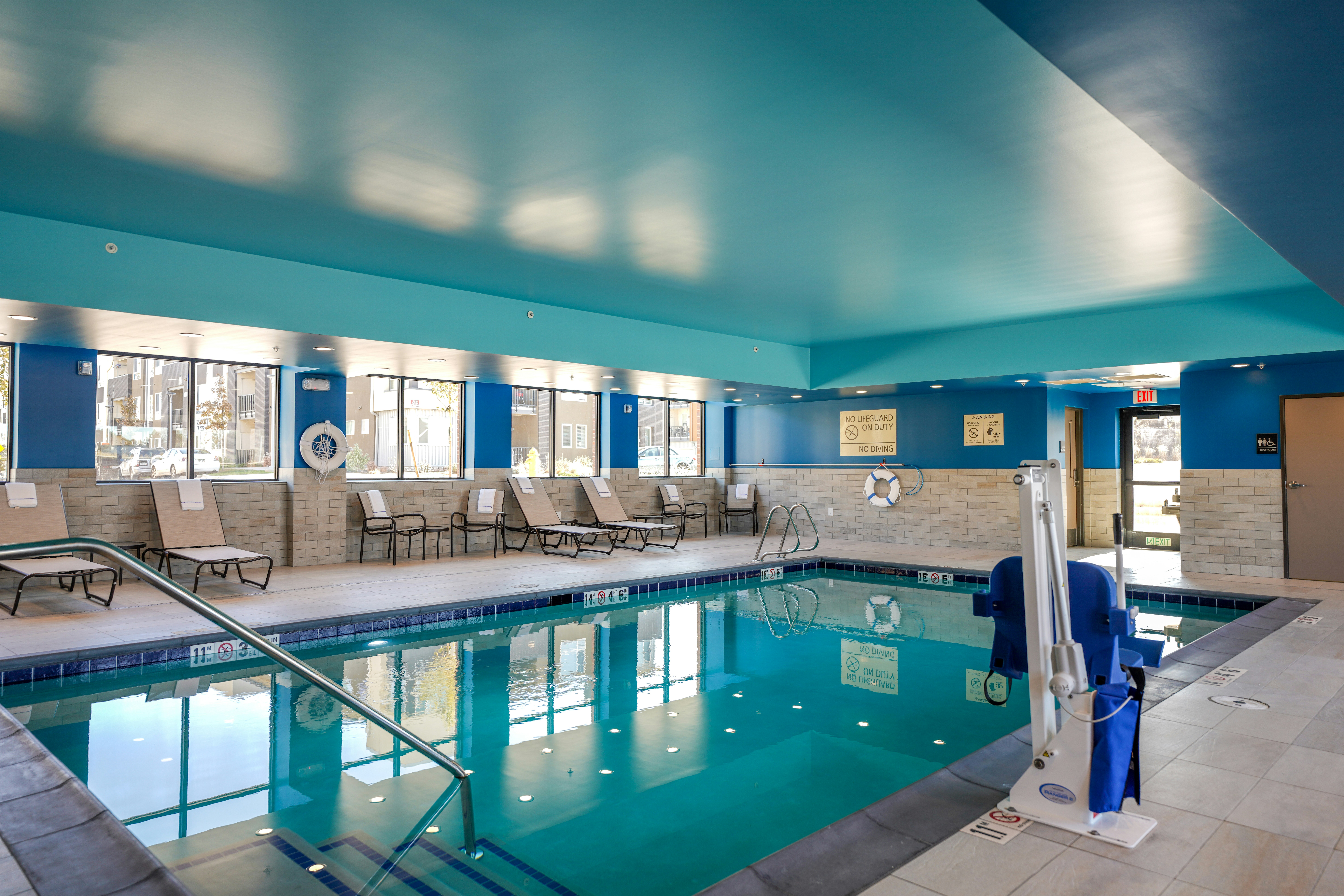 Hampton Inn And Suites Aurora South 8/26