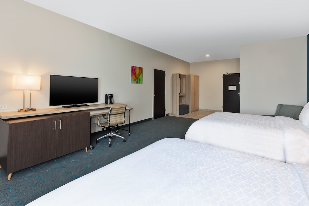 Holiday Inn Cookeville, an IHG Hotel 12/55