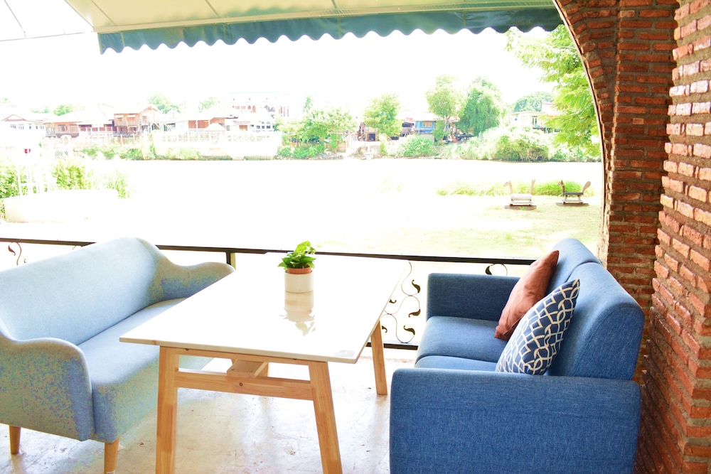 Home Ayutthaya 29/50