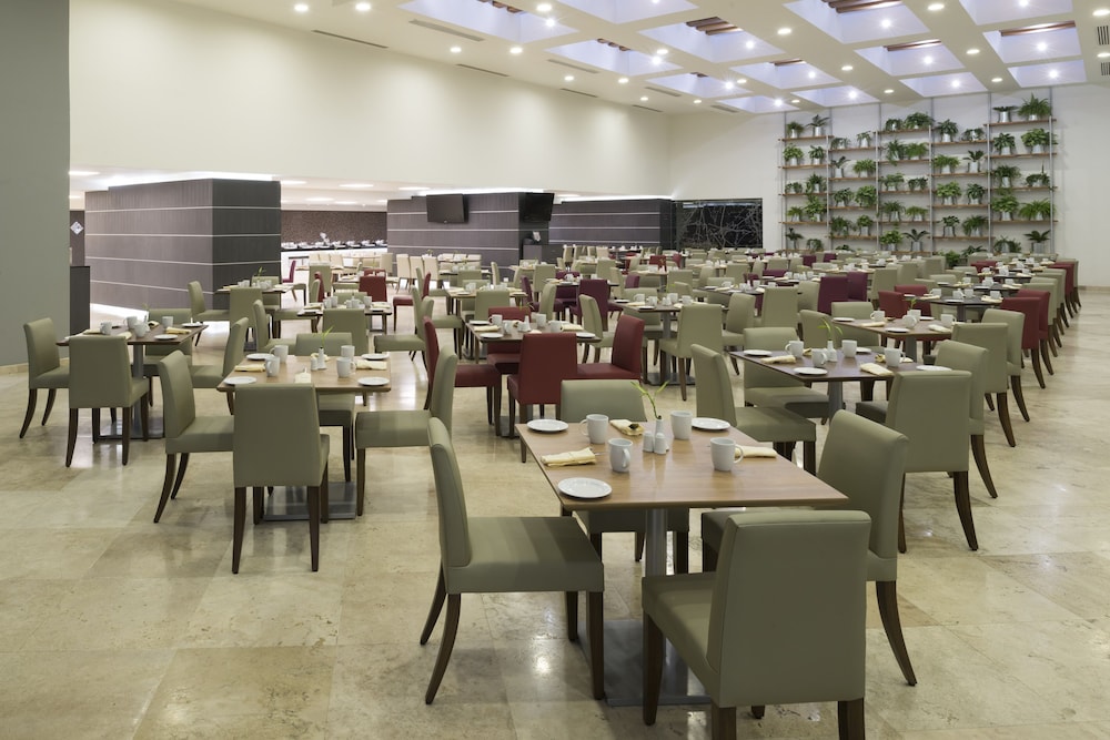 Real Inn Tijuana by Camino Real Hotels 36/50