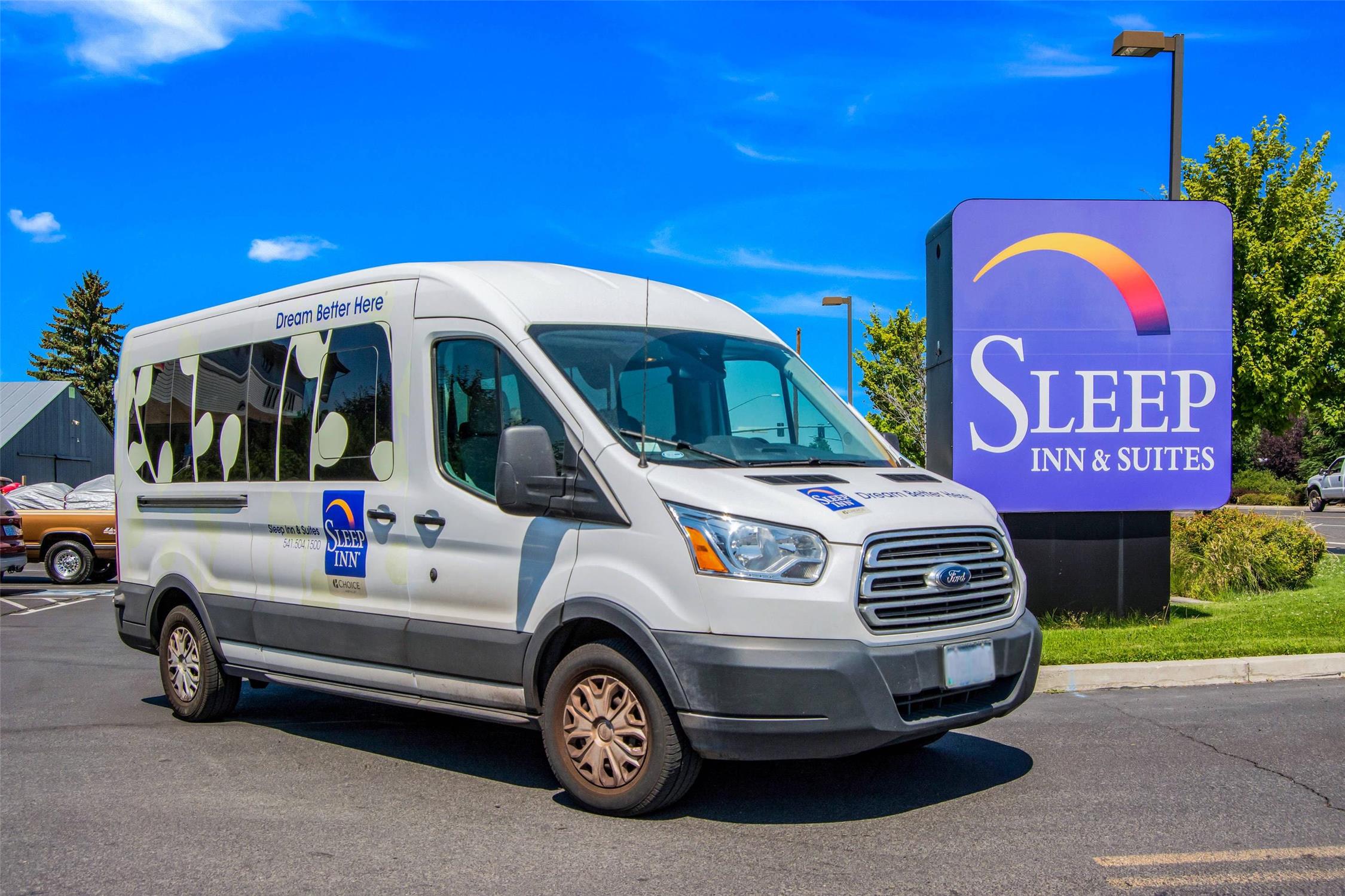 Sleep Inn and Suites Redmond, OR 32/34