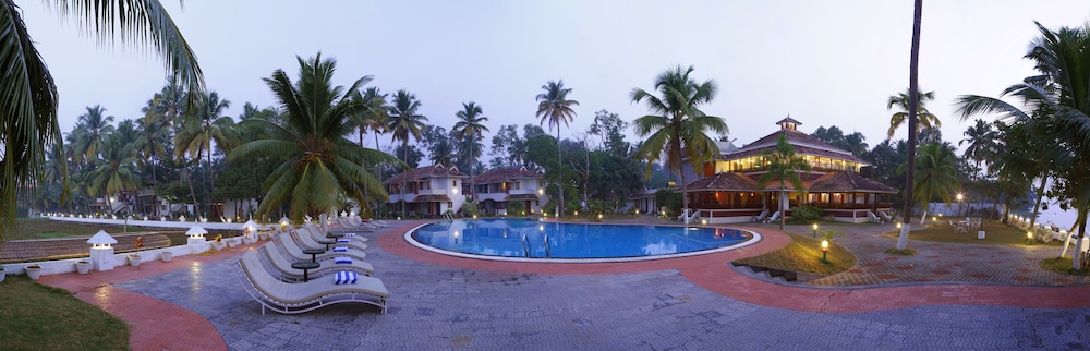 The World Backwaters 40/53
