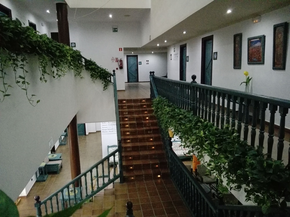 Hotel Almagro 71/73