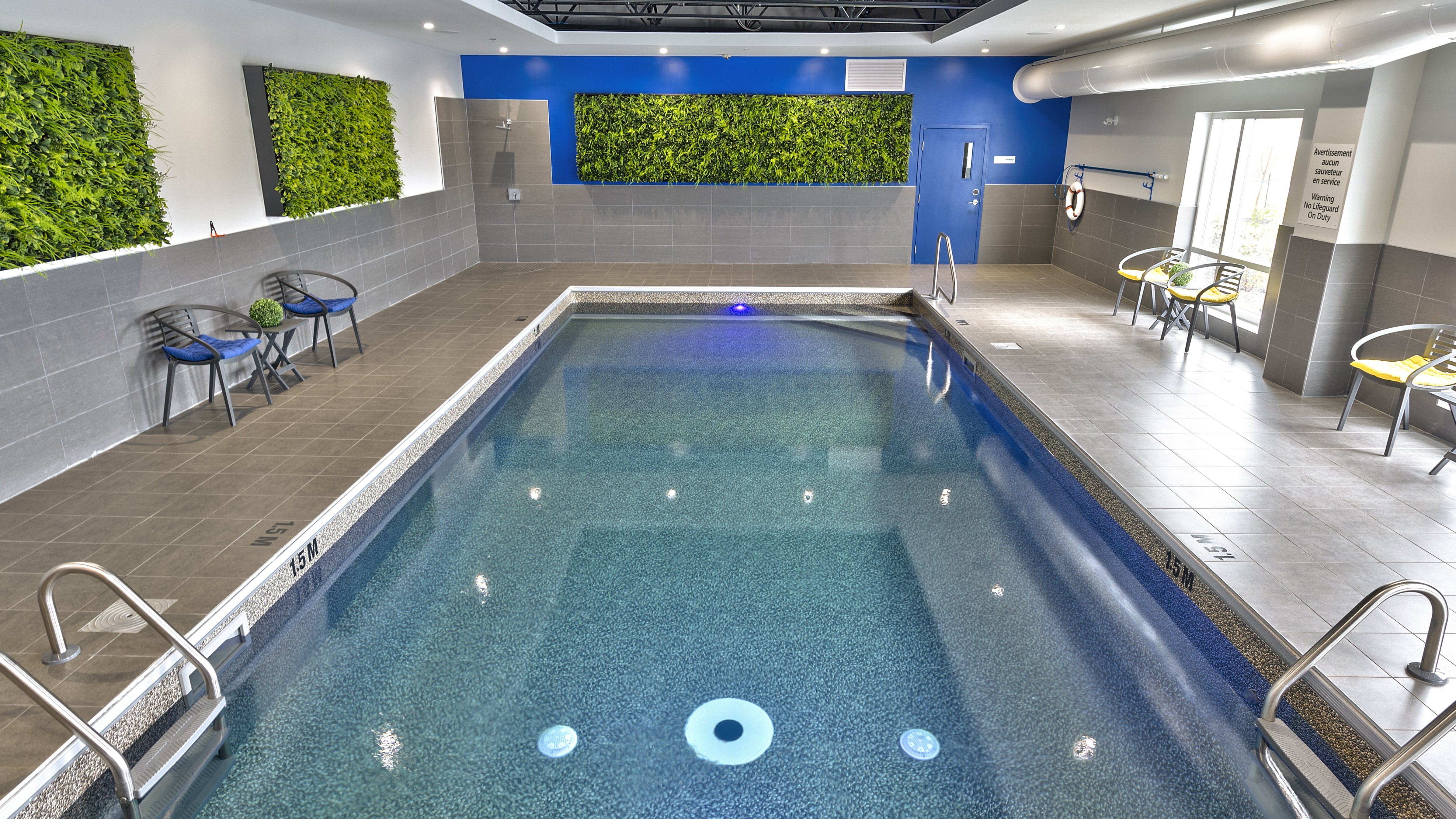 Holiday Inn Express And Suites Vaudreuil Dorion 21/31