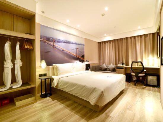 Atour Hotel Wuhan Changqing Road 24/74