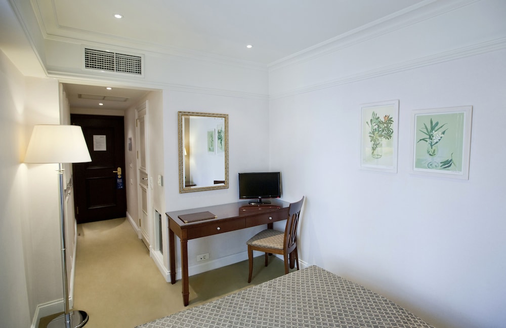 Hera Hotel 15/39