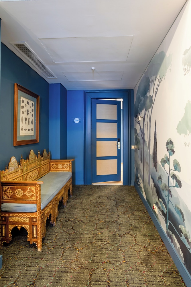 Warwick Palm Beach Hotel Beirut 22/50