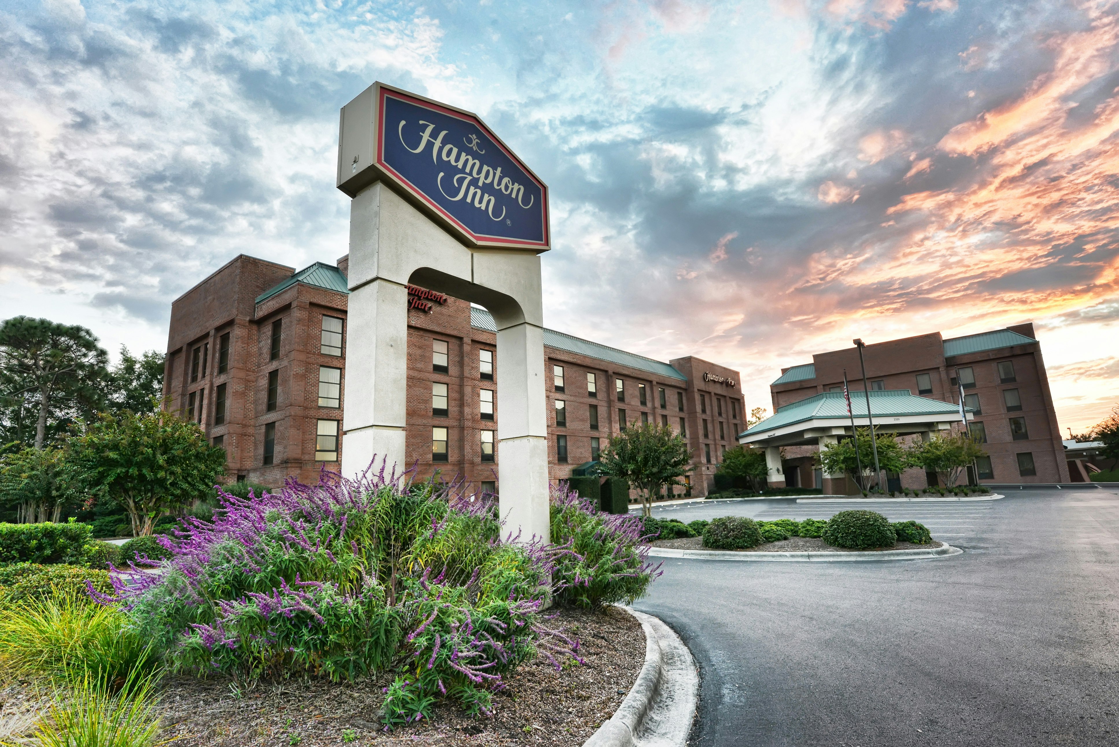 Hampton Inn Wilmington Medical Park 54/55
