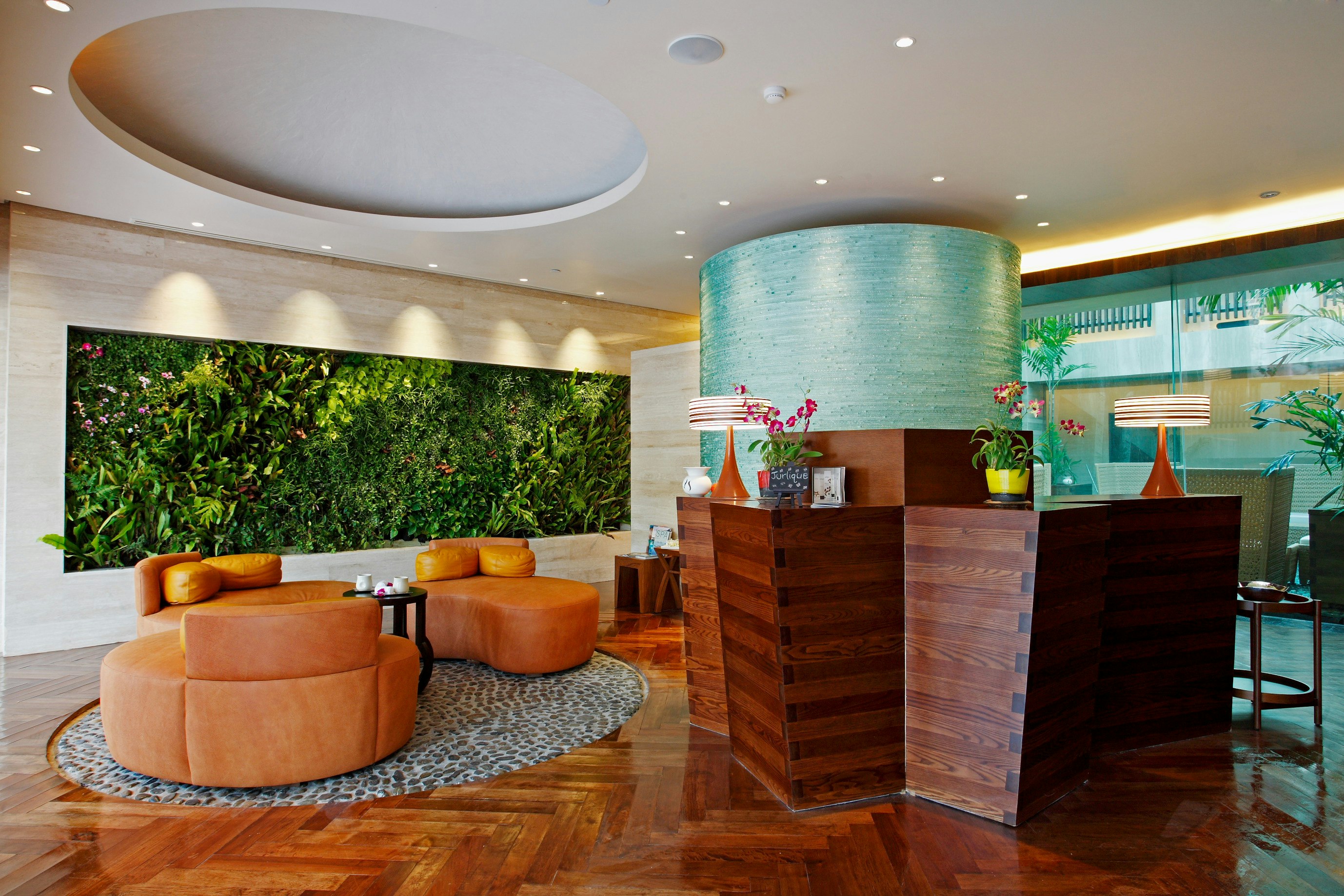 Centara Grand Beach Resort Phuket 13/85
