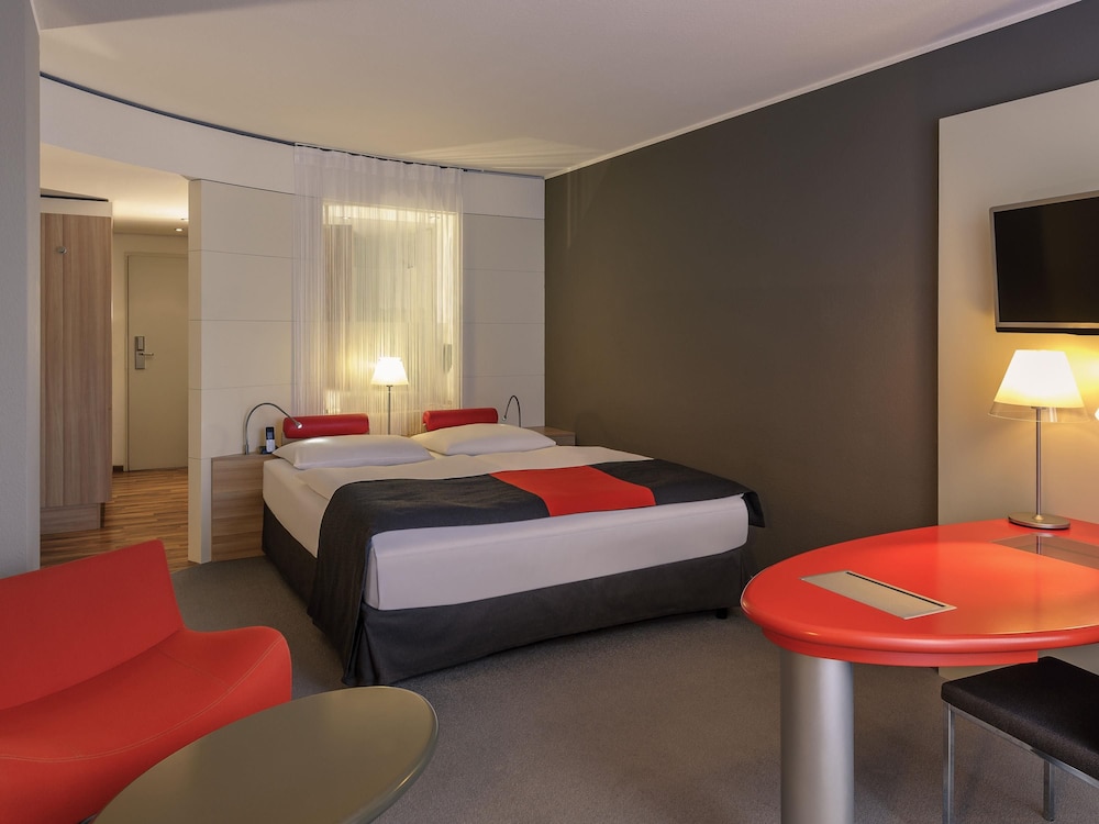 MERCURE HOTEL AND RESIDENZ FRANKFURT MESSE 24/82
