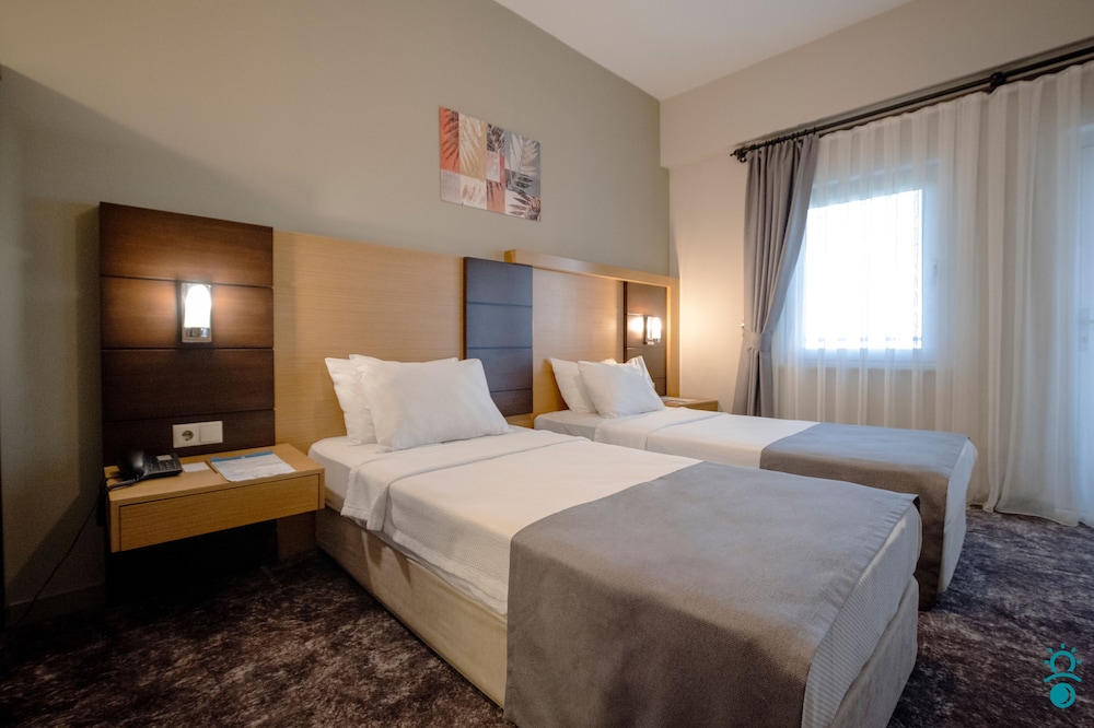 Koru Hotel 11/21