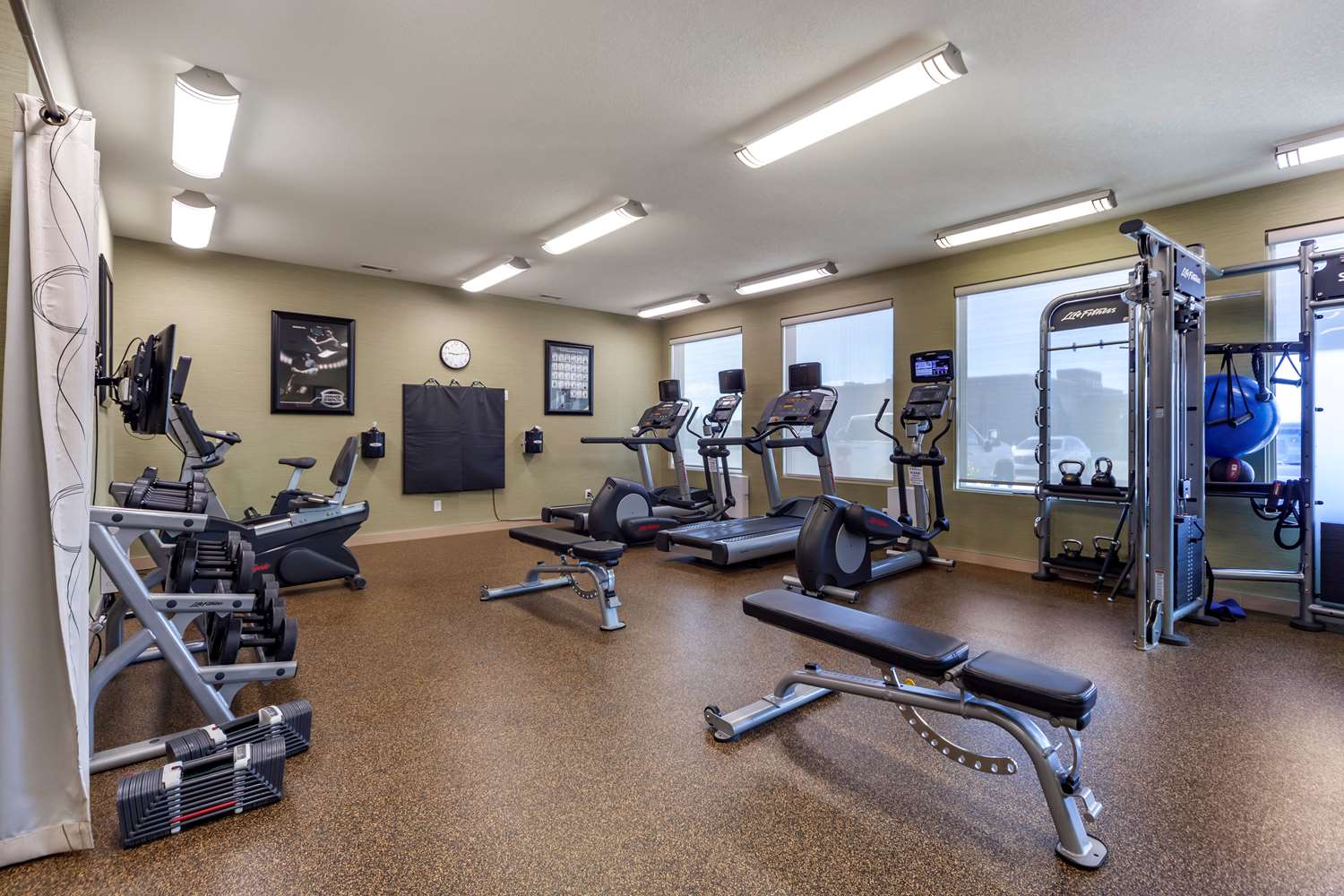 Best Western Plus Drayton Valley All Suites 25/41
