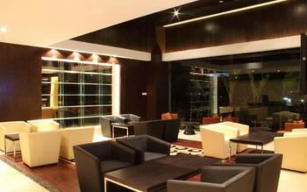 Lemon Tree Hotel Whitefield Bangalore 25/53