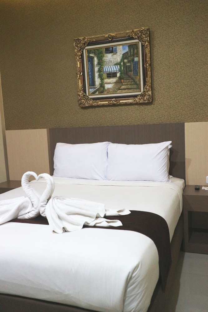 Grand Dian Boutique Hotel Cirebon 6/31