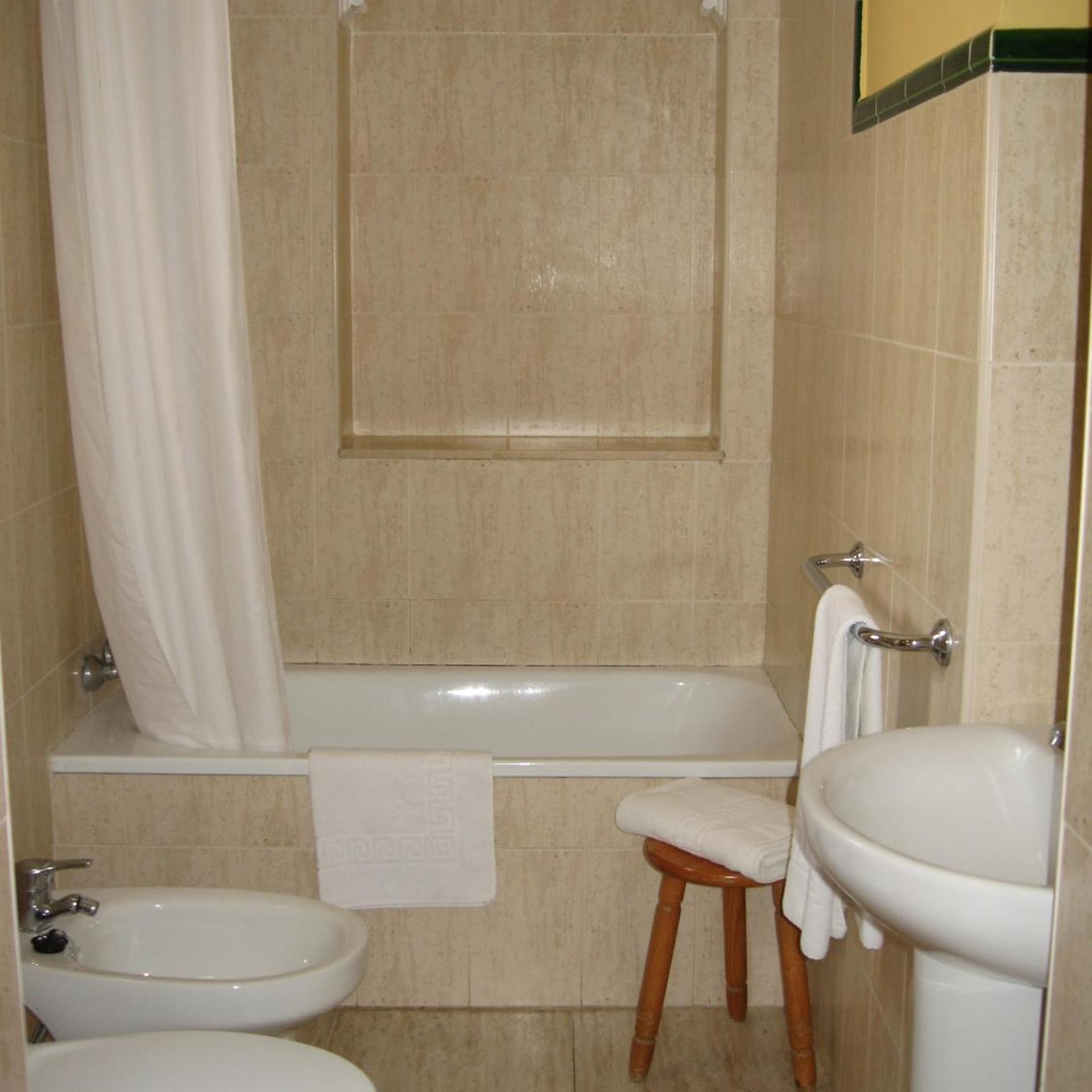 HOTEL RESIDENCIA MIAMI 45/46