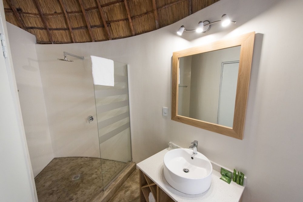Aha Sefapane Lodges And Safaris 48/50