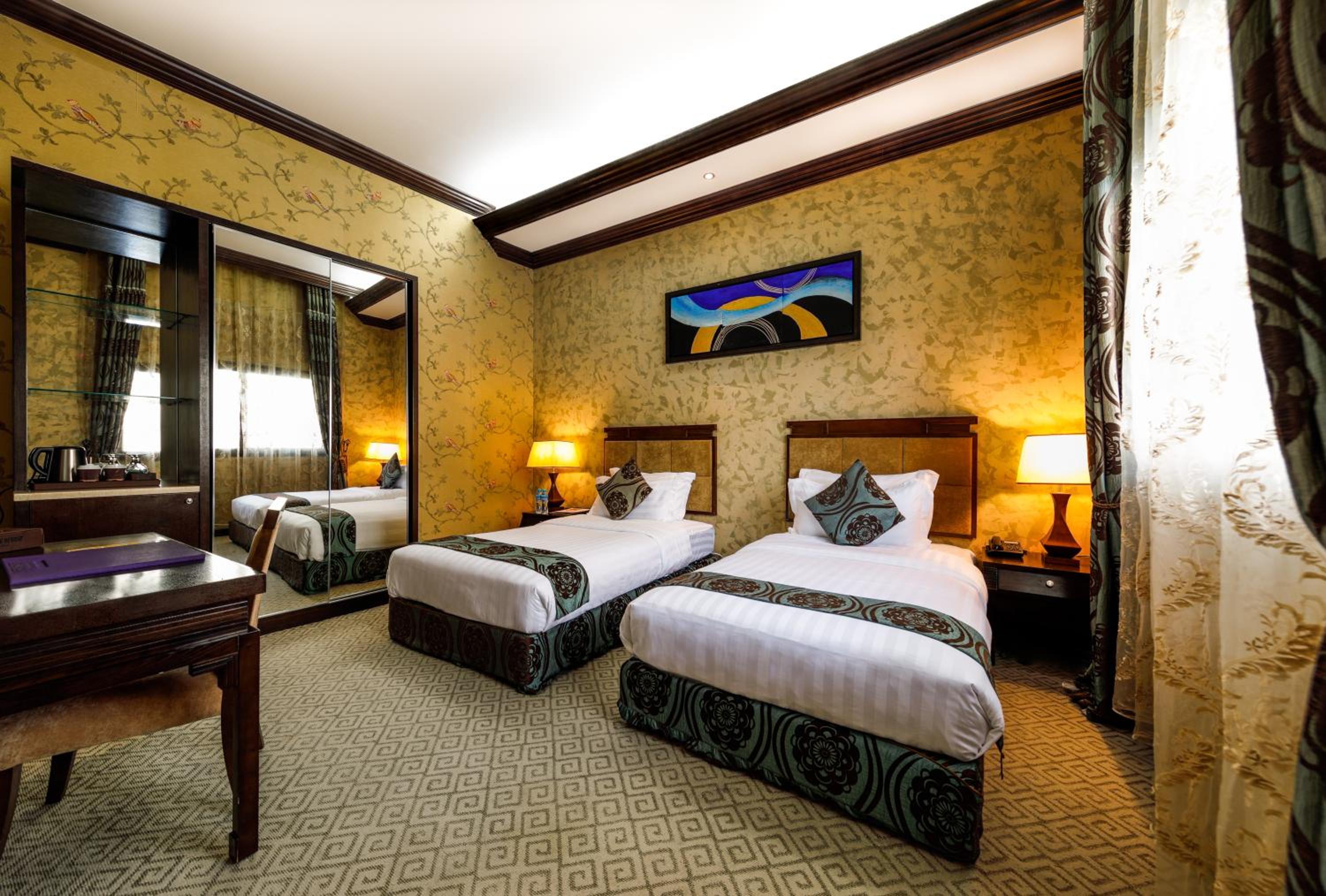 Deluxe, Double or Twin Bed, EMIRATES PARK RESORT 2/3