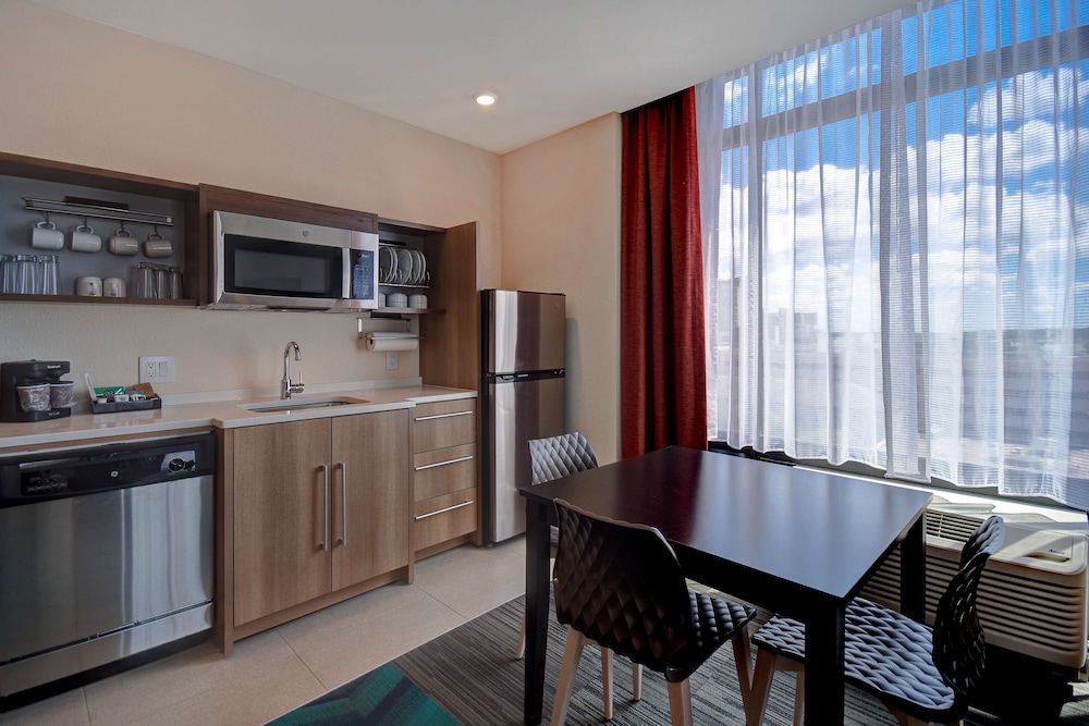 Home2 Suites by Hilton Kalamazoo Downtown 57/67