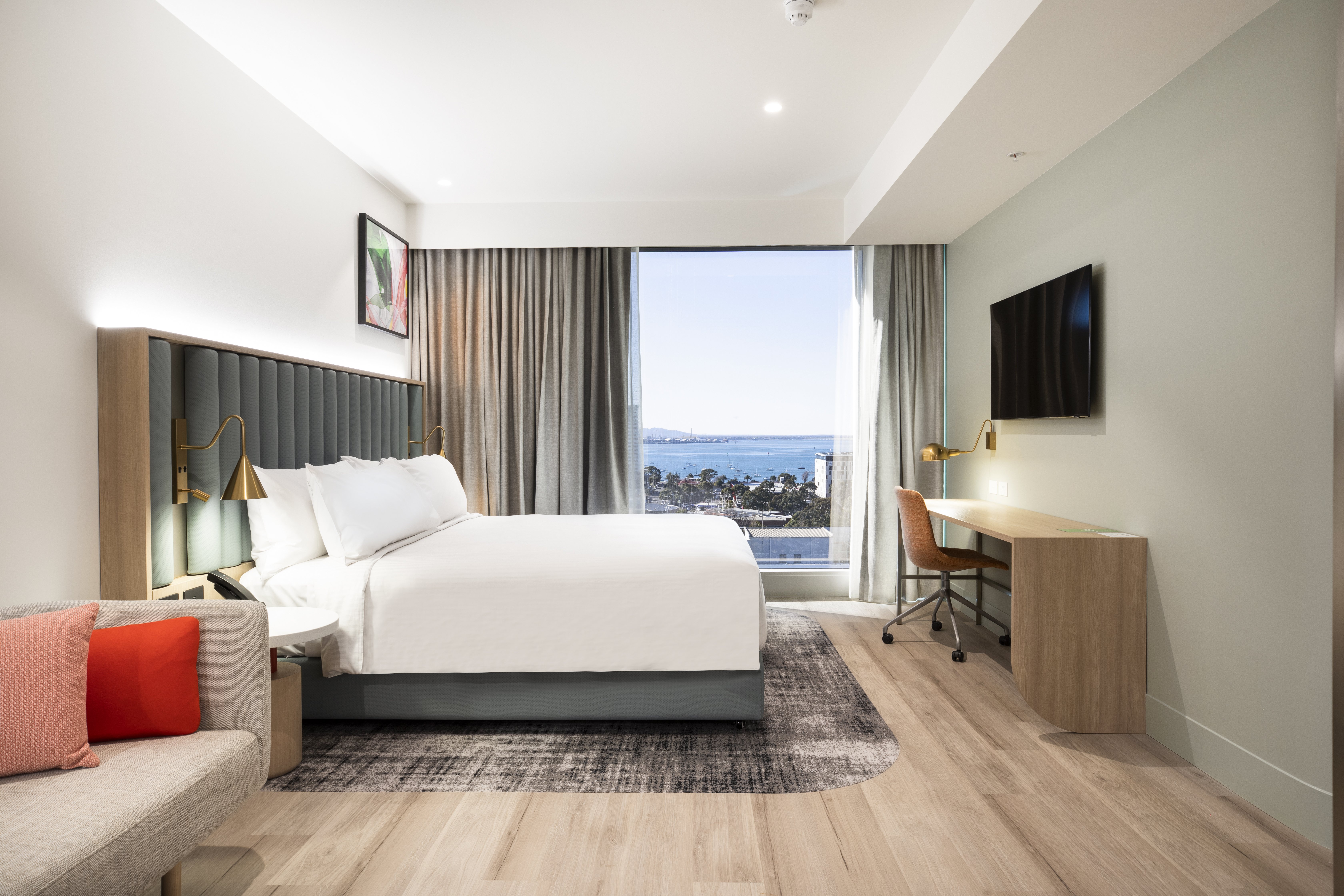 Suite, King Bed, Bay View, Kitchenette