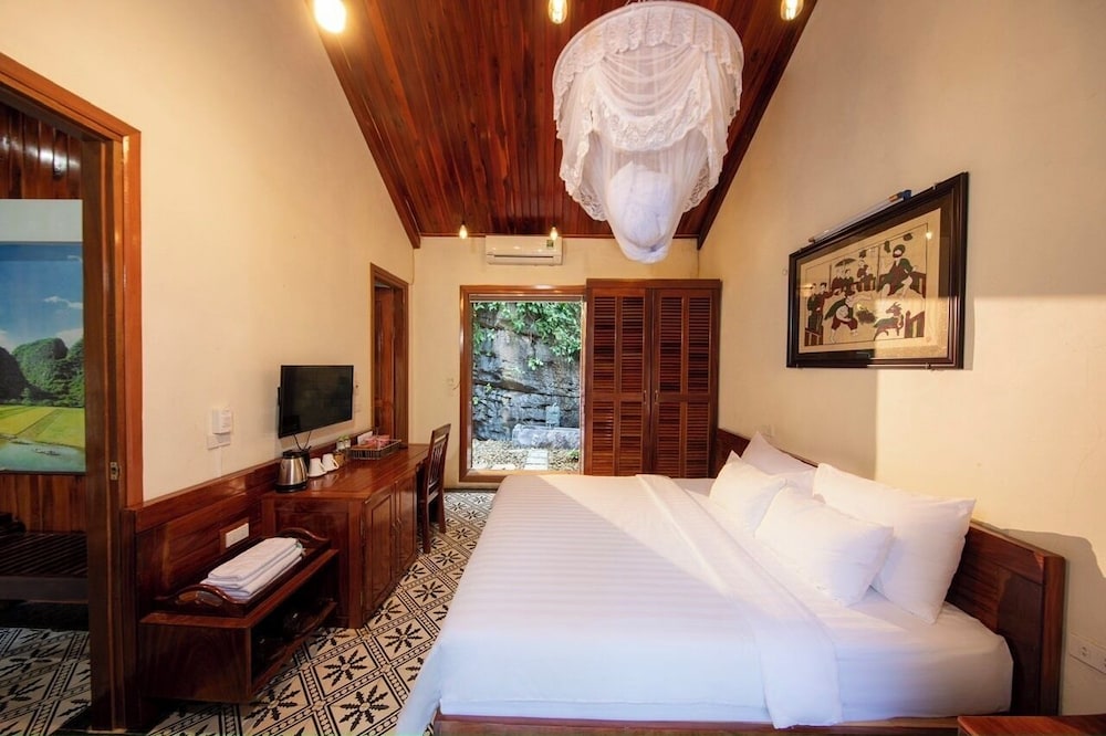 Mua Cave Ecolodge 23/72