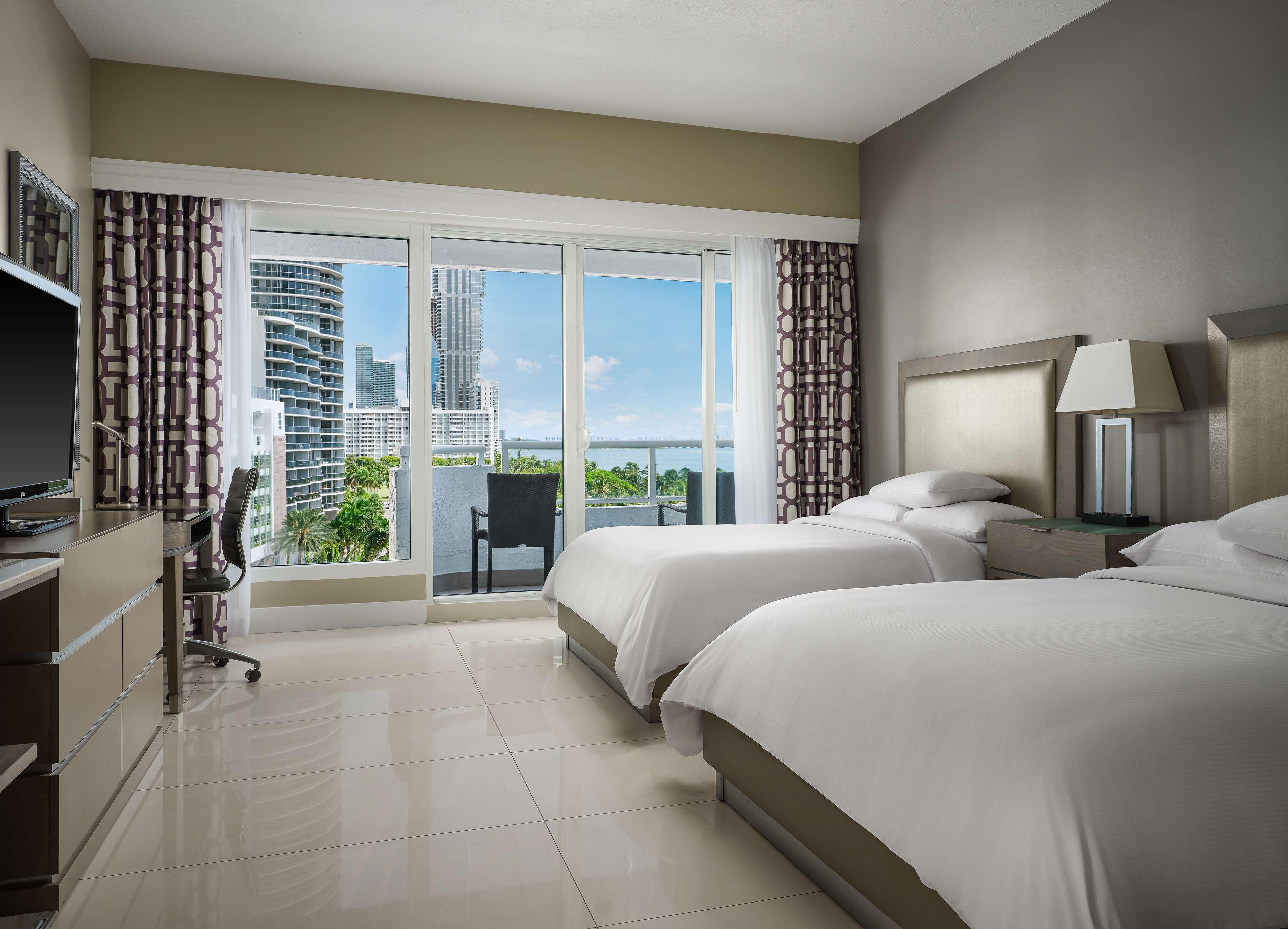 Room, Double Bed, Park View, Balcony