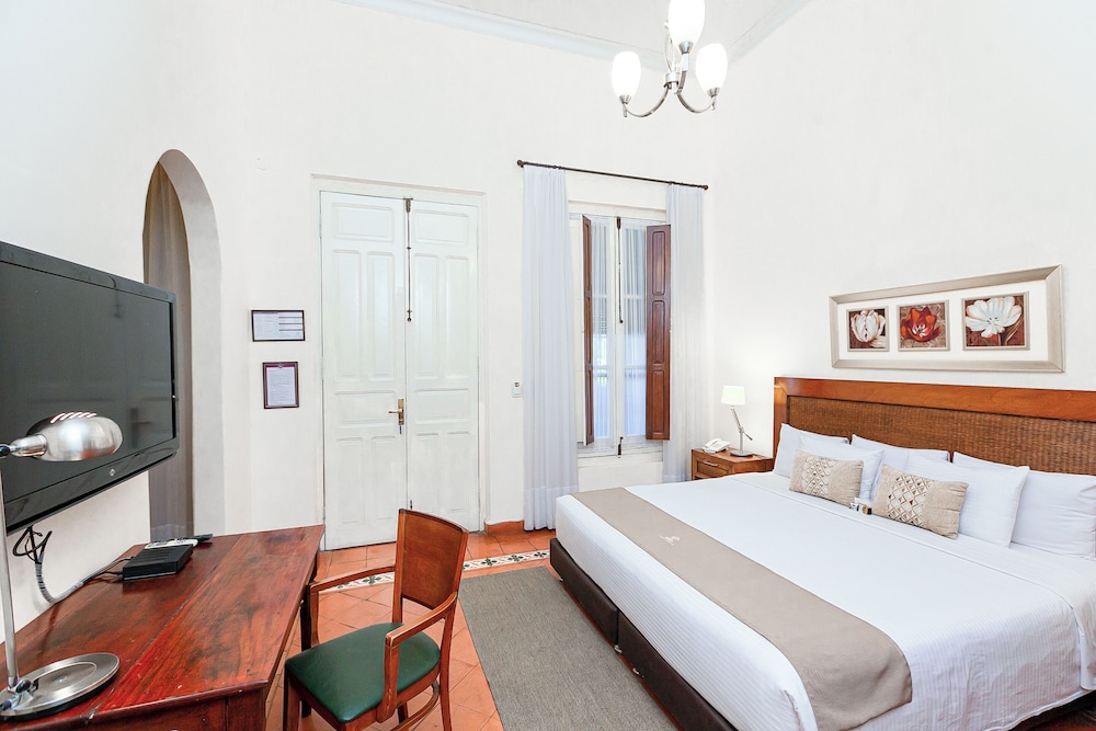 Gran Hotel del Paraguay 11/50
