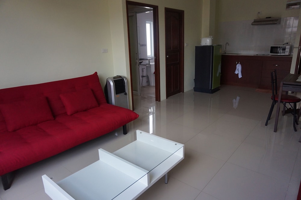 Gib Apartment 9/20