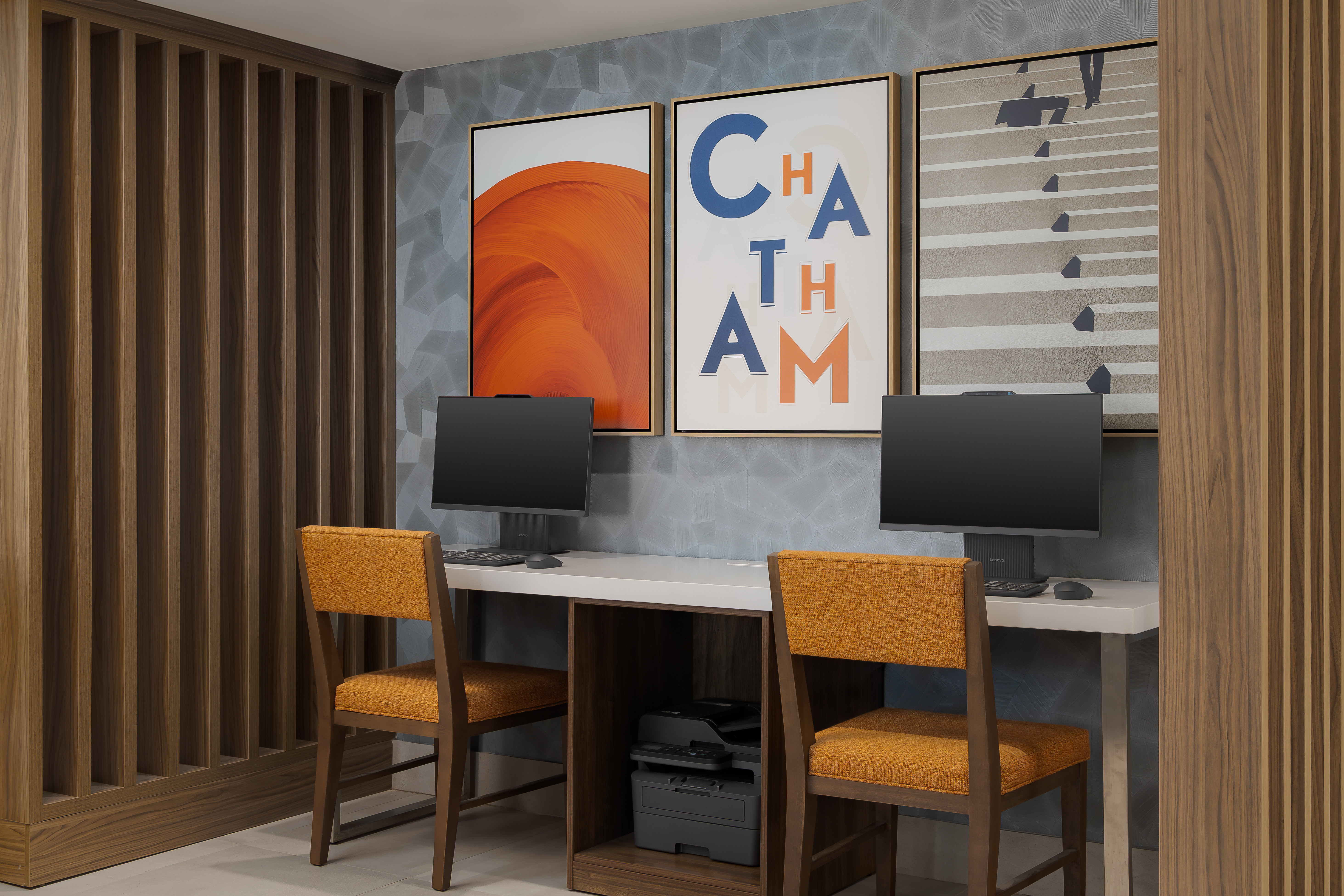 Holiday Inn Express Suites Chatham South 72/75
