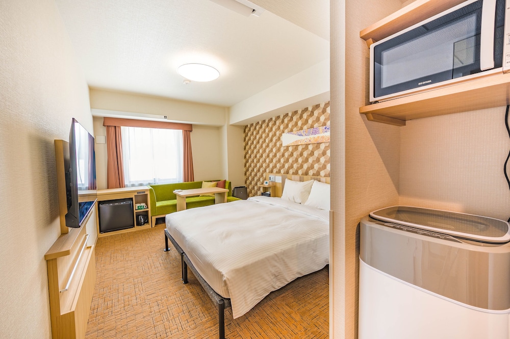 Deluxe Double with Washing Machine/Microwave