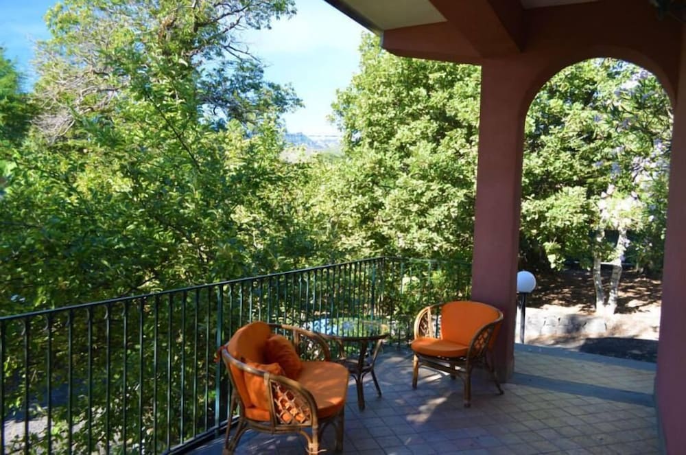 L'infinito Guest House 25/50