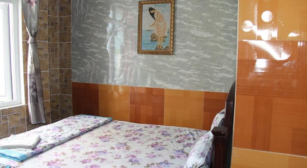 Yen Vy Hotel 16/56