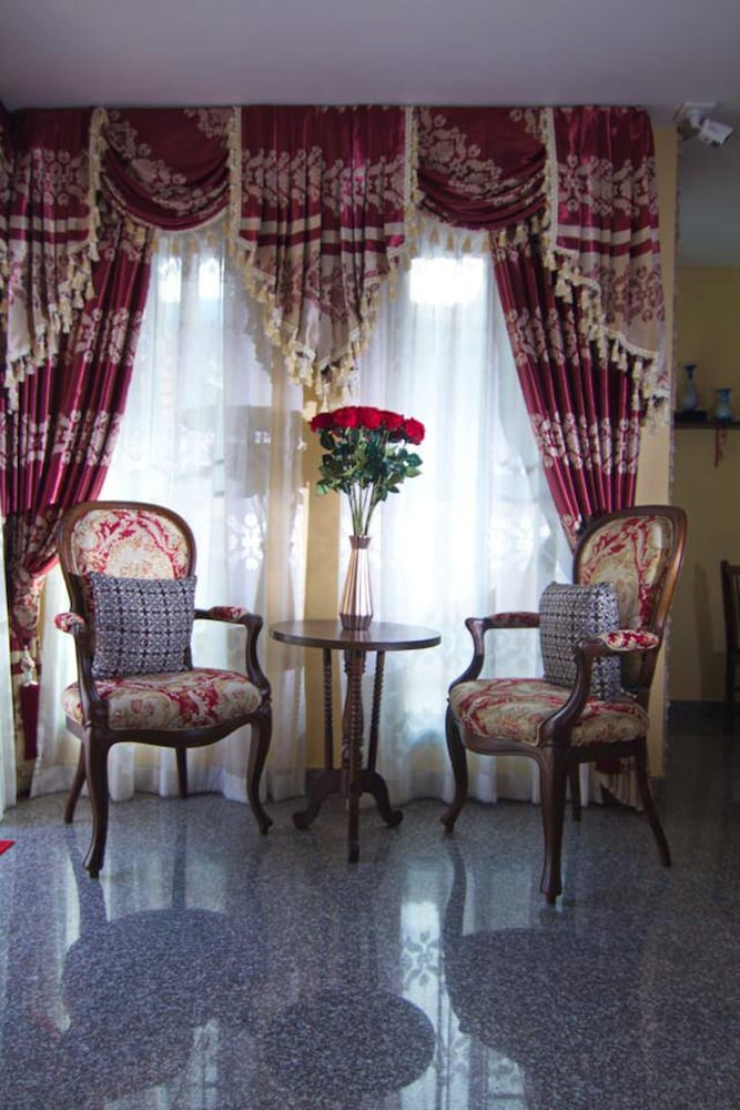 Chowdhury Home 15/25