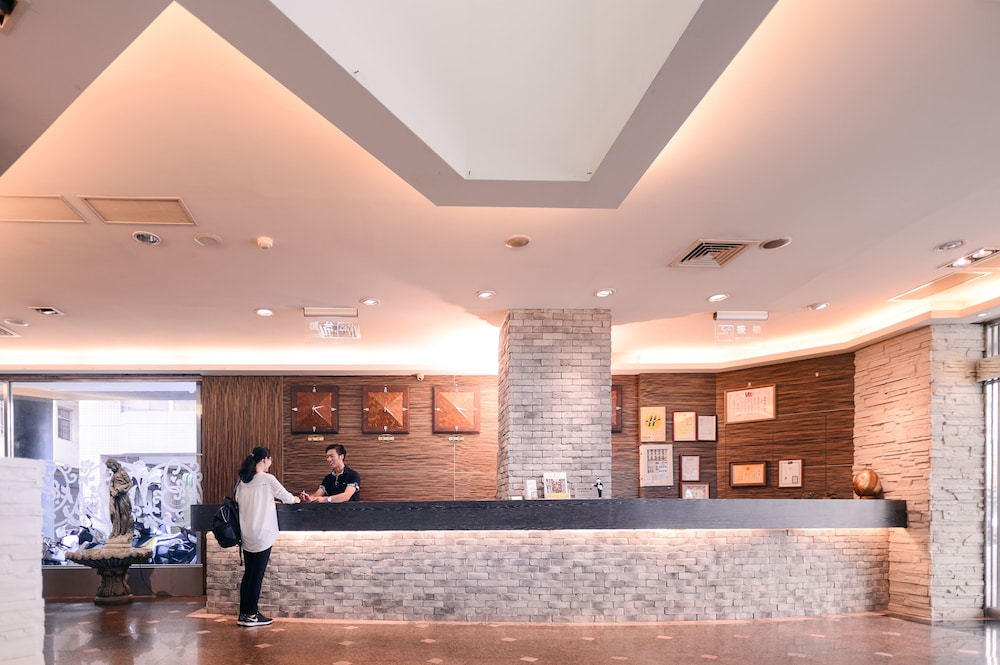 Waugh Den Hotel 10/61