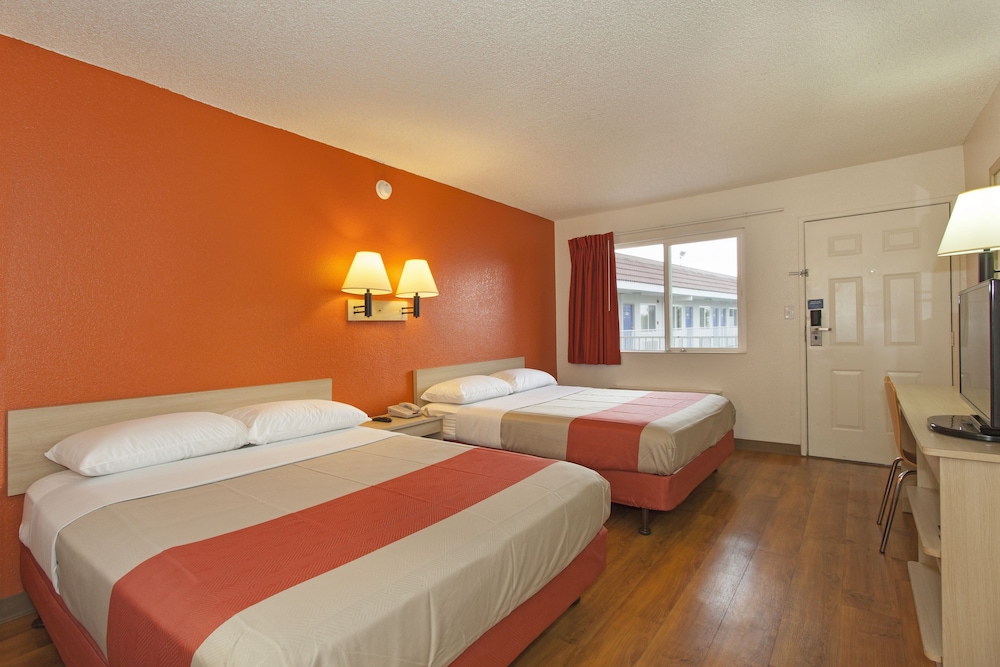 Motel6 Rancho Cordova, CA - Rancho Cordova East 23/48