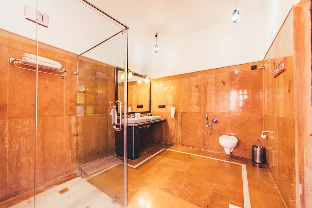 Hotel Heritage House 50/50