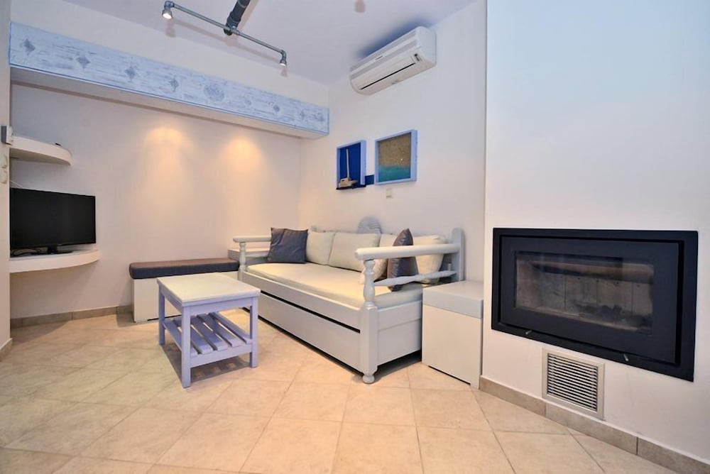 Santa Katerina Studios &amp; Apartments 32/50