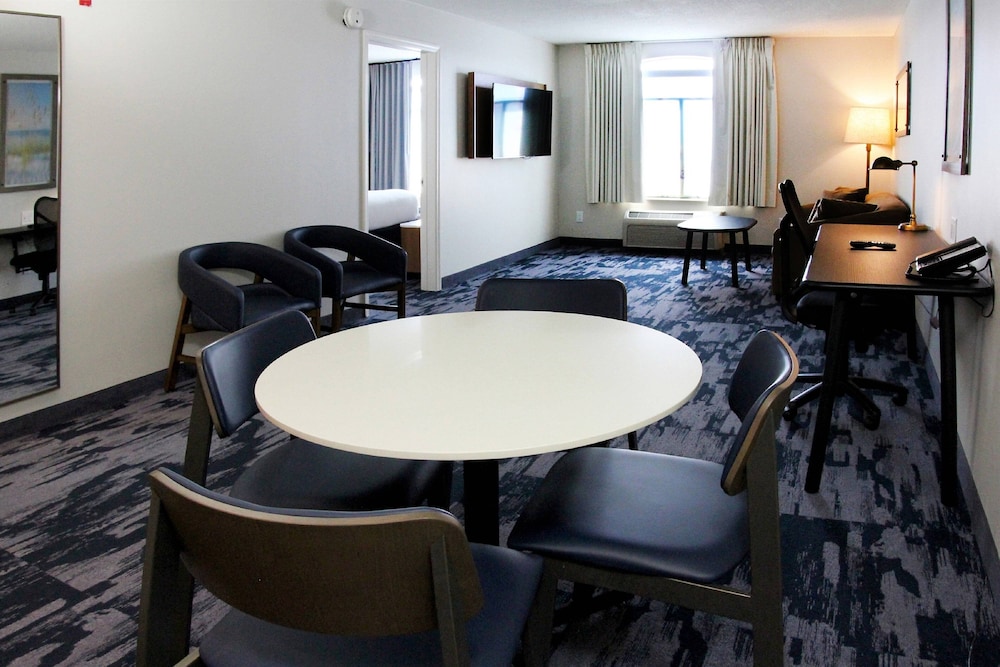 Fairfield Inn Suites Charleston Airport Convention Center 31/45