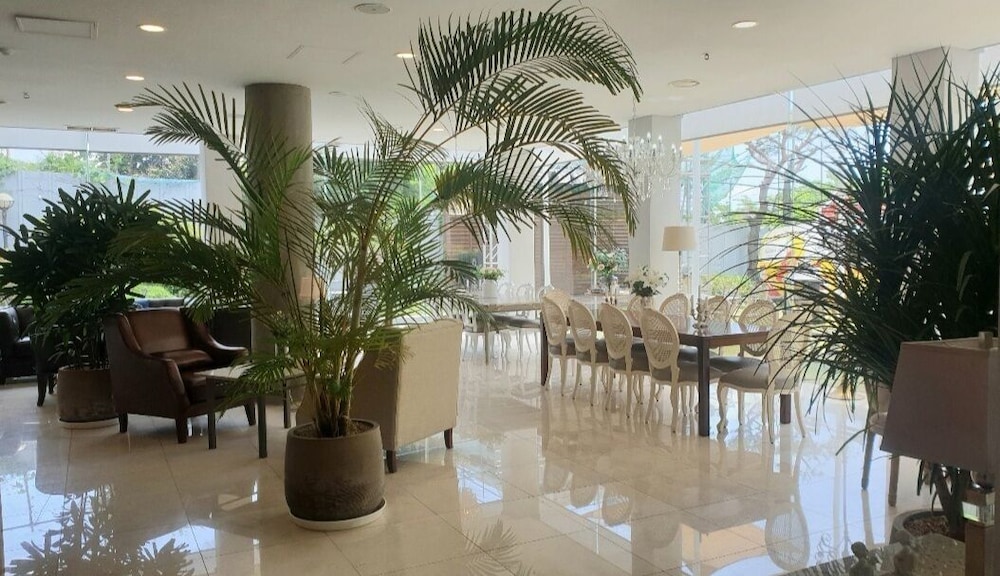 Palgong Emillia Hotel 27/34