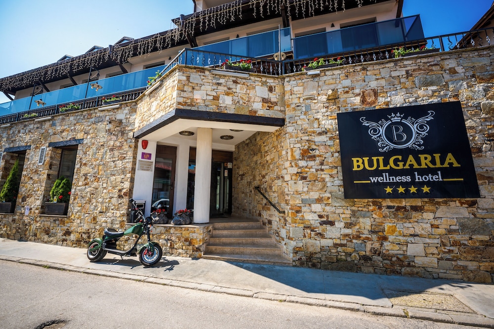 Bulgaria 7/55