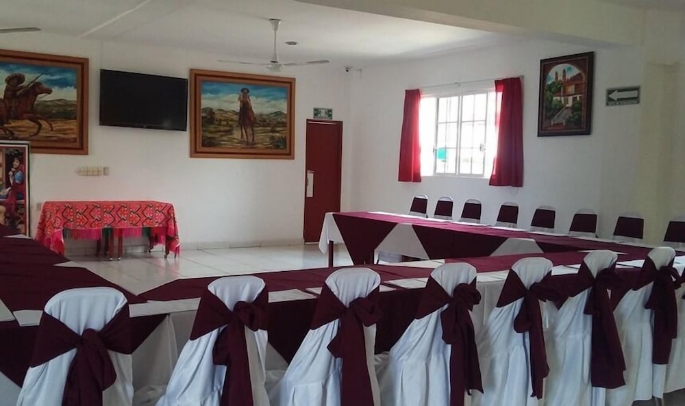 Hotel Hacienda de Zapata 43/56