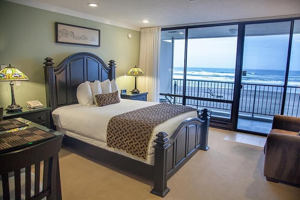 Inn At Spanish Head 12/50