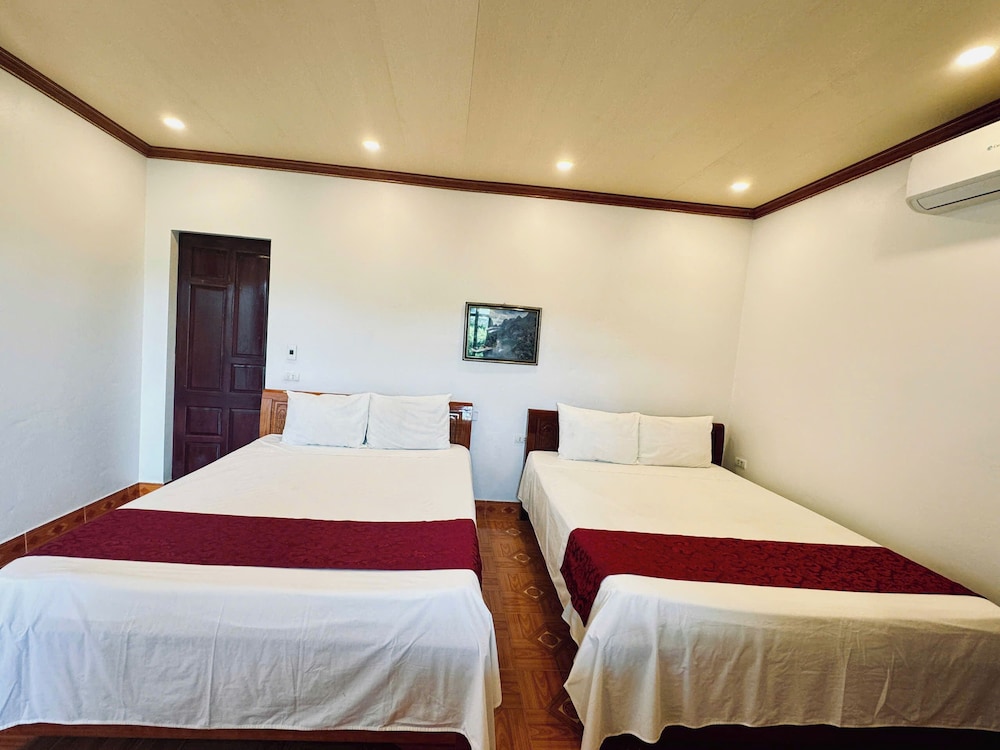 Tuan Ngoc Hotel 13/72