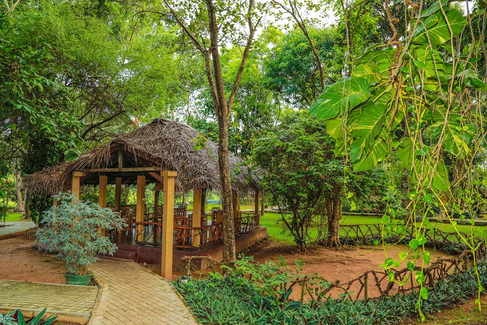 Pelwehera Village Resort 36/50